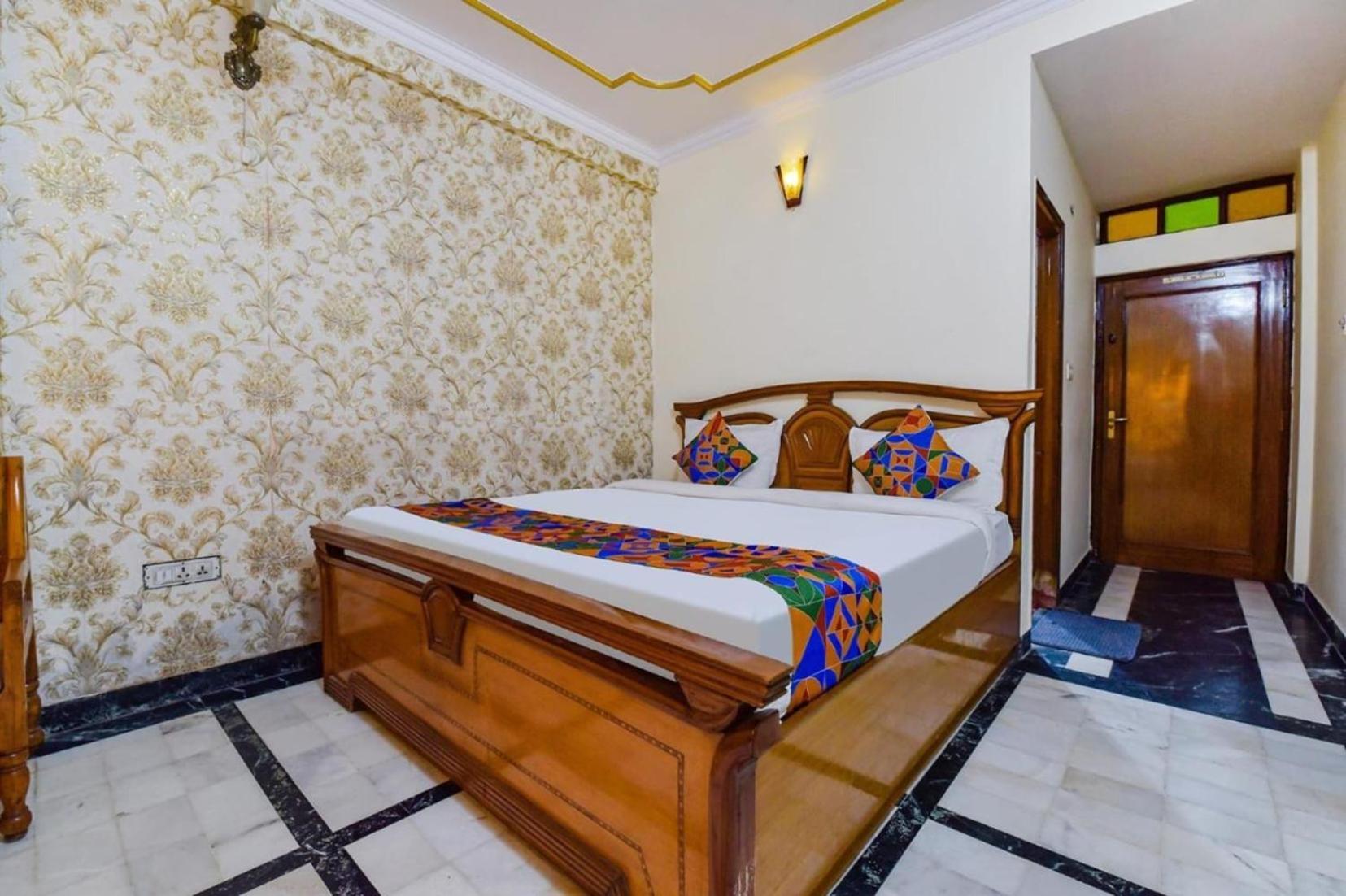 Hotel Vijay Niwas Jaipur Bagian luar foto