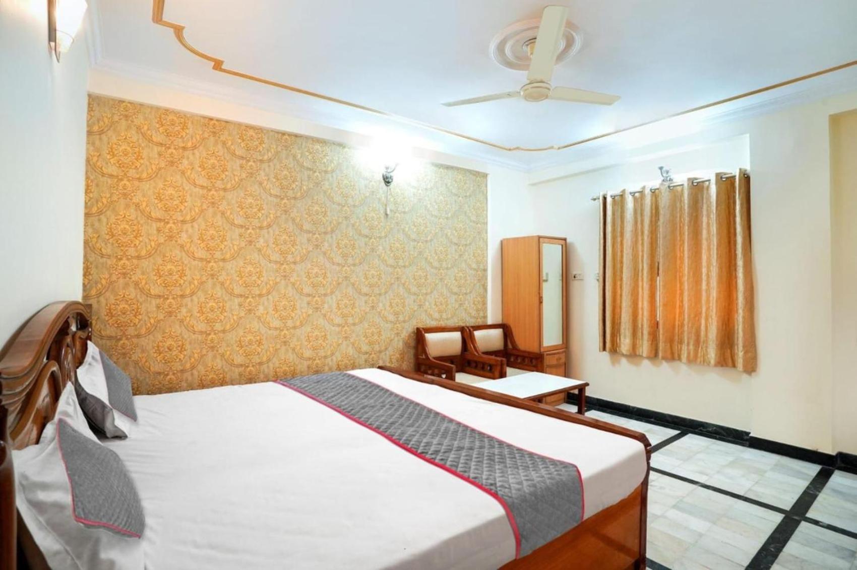 Hotel Vijay Niwas Jaipur Bagian luar foto