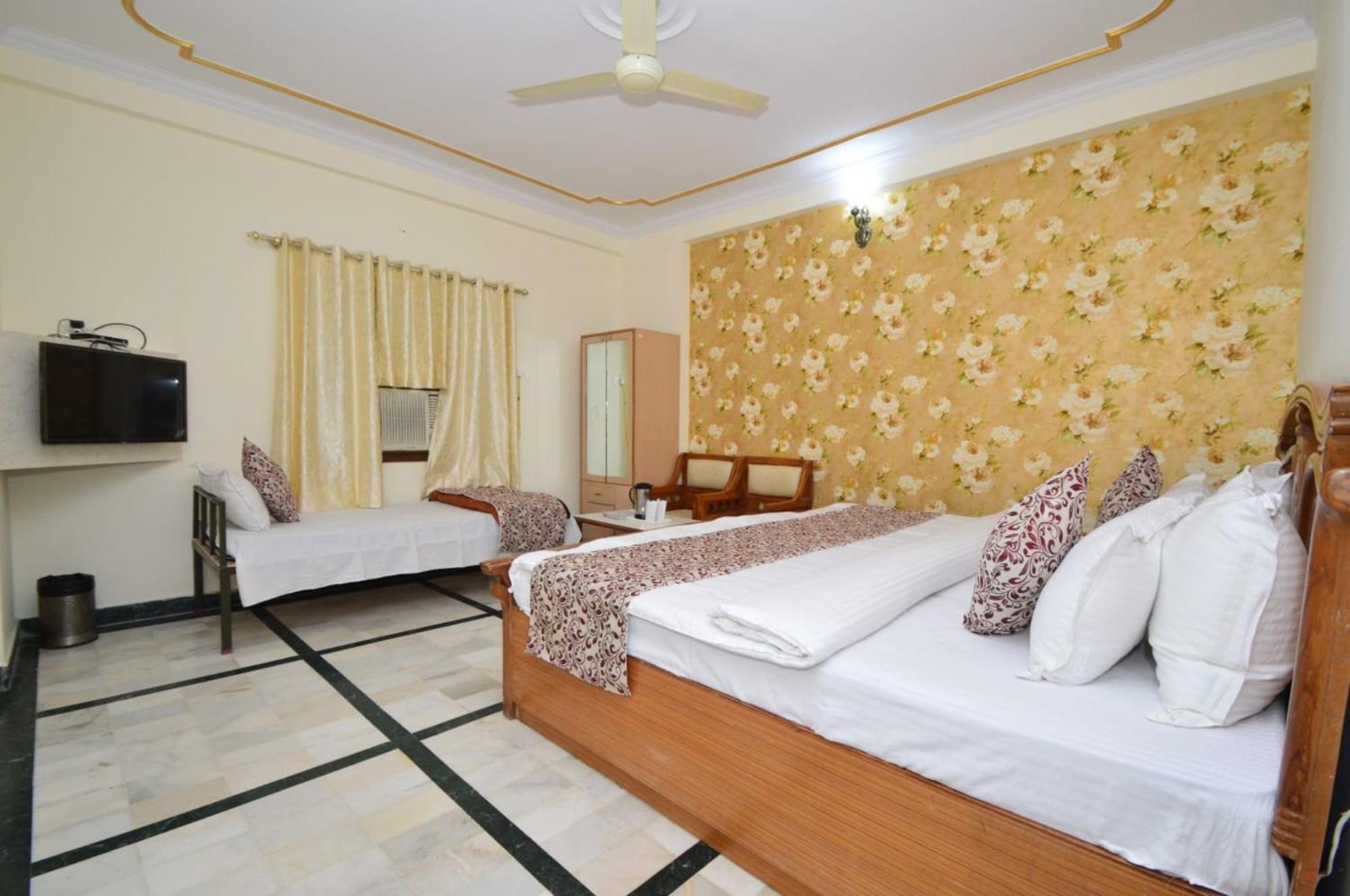 Hotel Vijay Niwas Jaipur Bagian luar foto