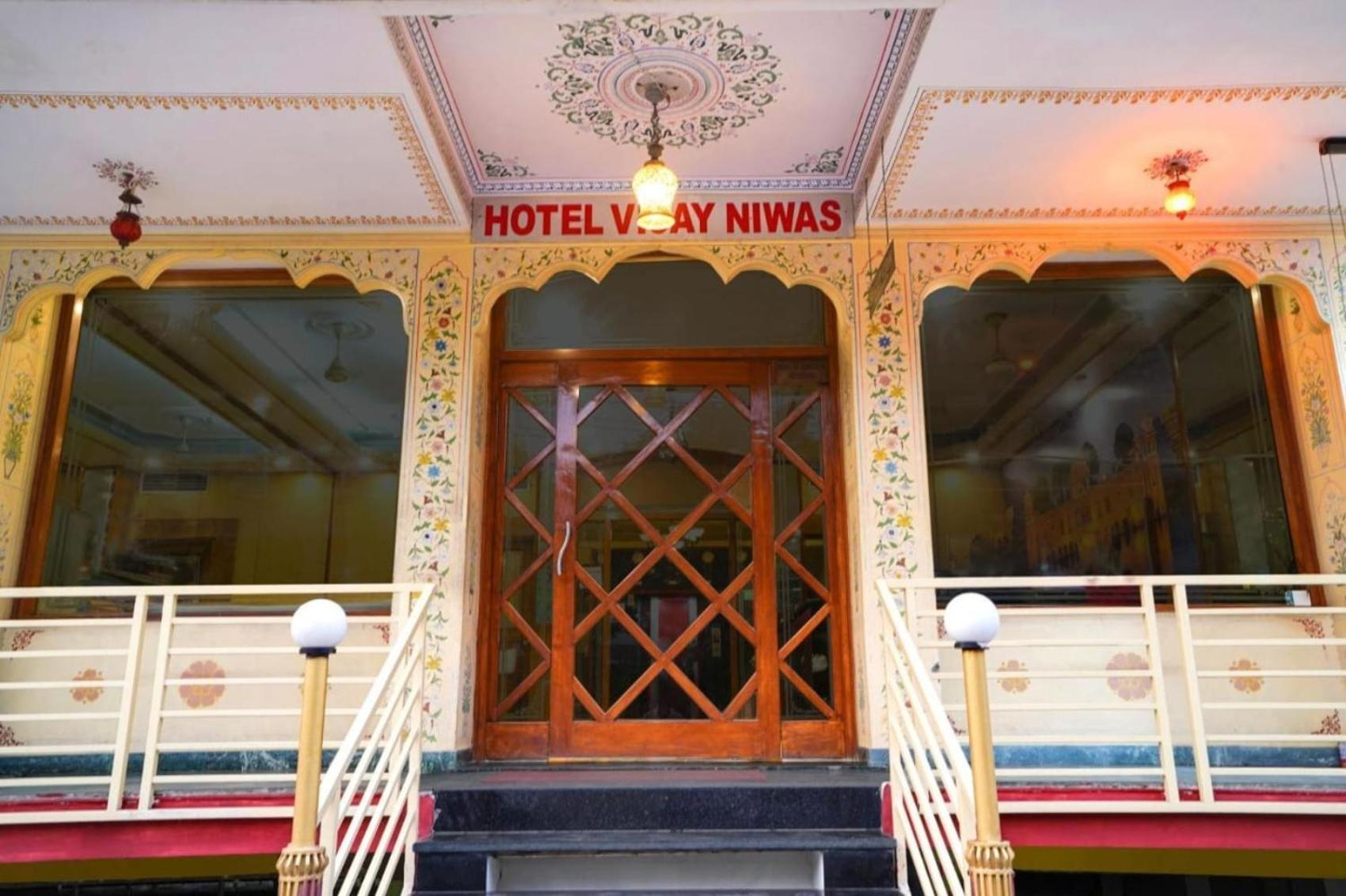 Hotel Vijay Niwas Jaipur Bagian luar foto