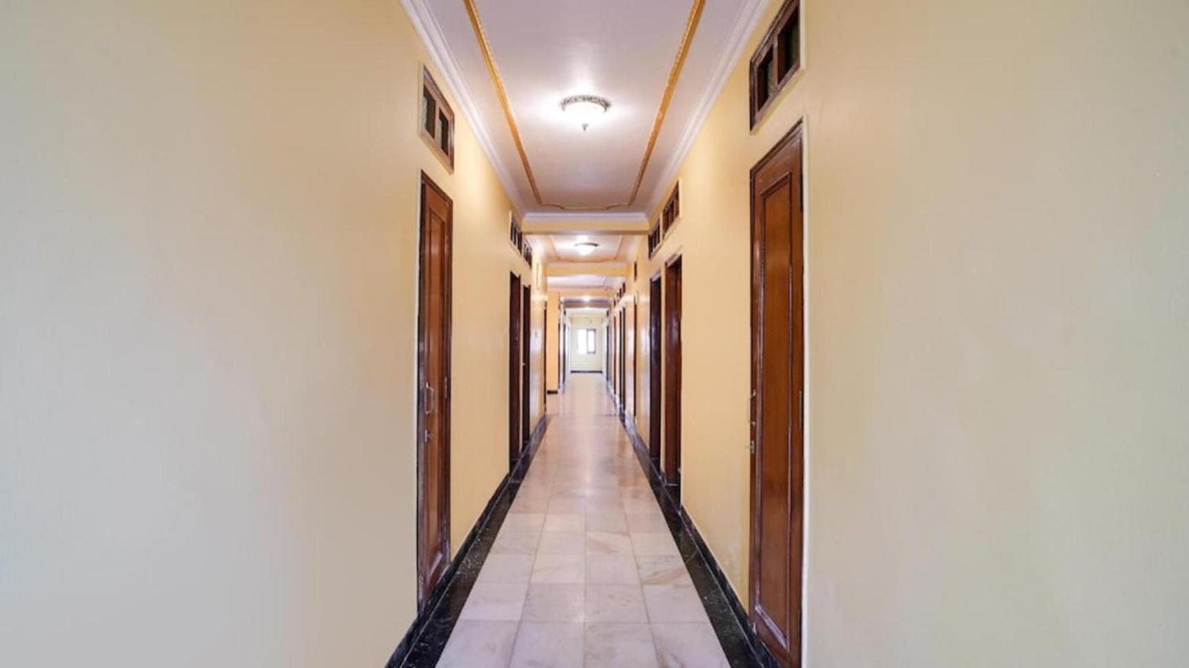 Hotel Vijay Niwas Jaipur Bagian luar foto